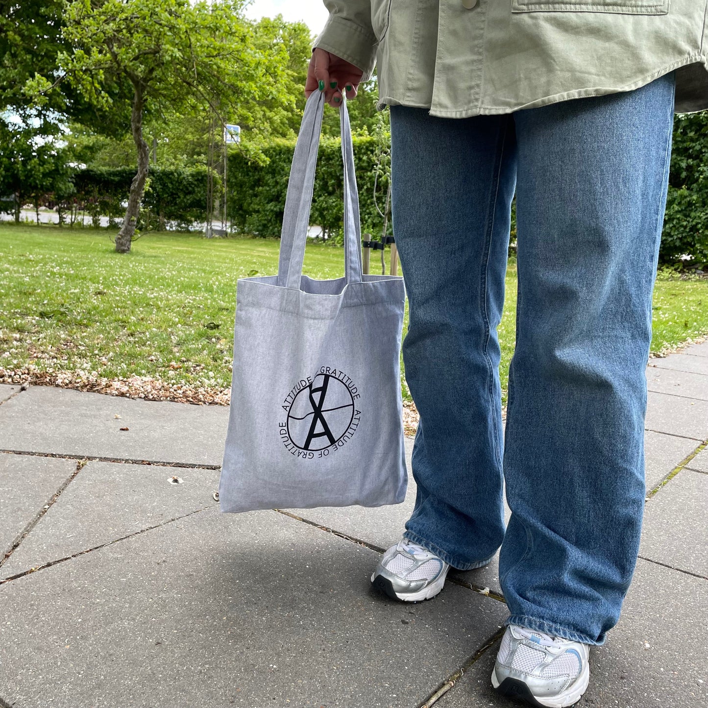 GREY TOTE BAG